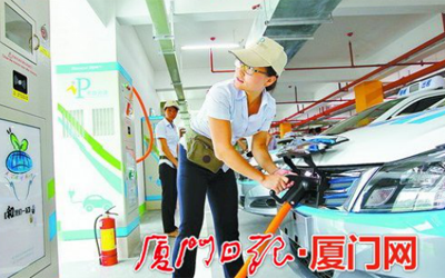 新能源汽車時(shí)代！四信無線通信終端助力市政充電站建設(shè)